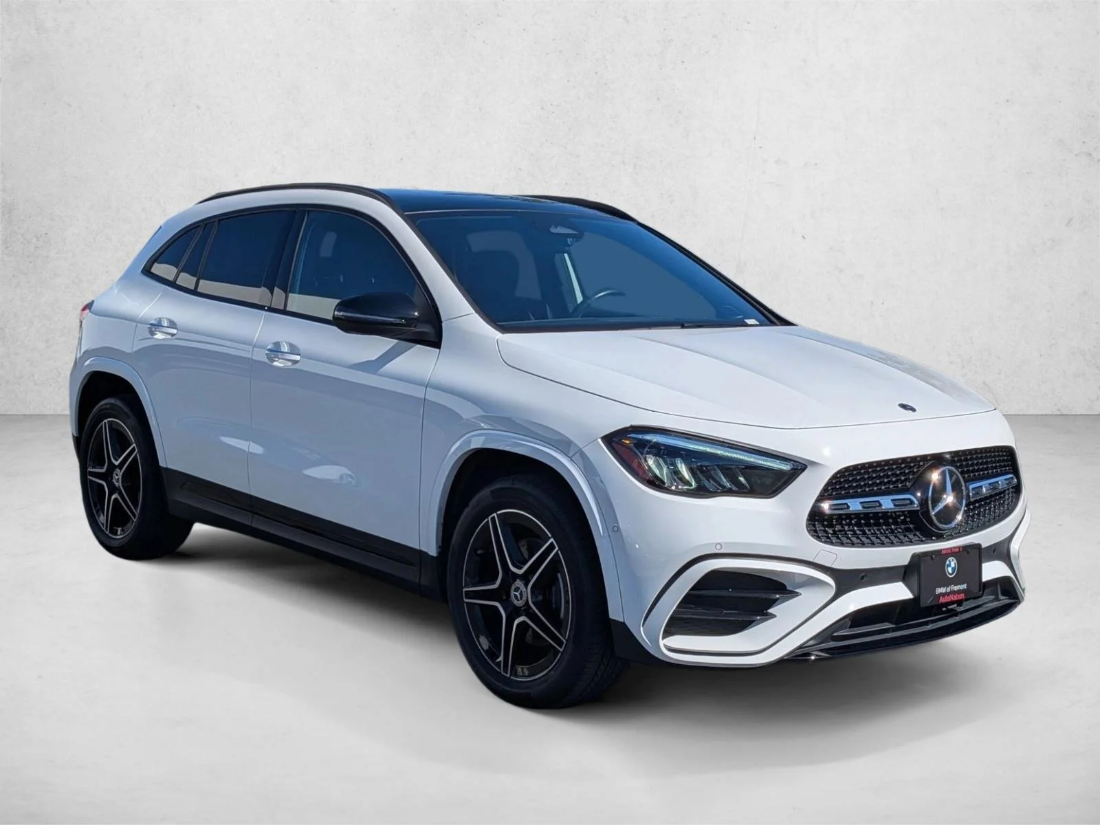 Used 2024 Polar White Mercedes-Benz GLA 250 image 3