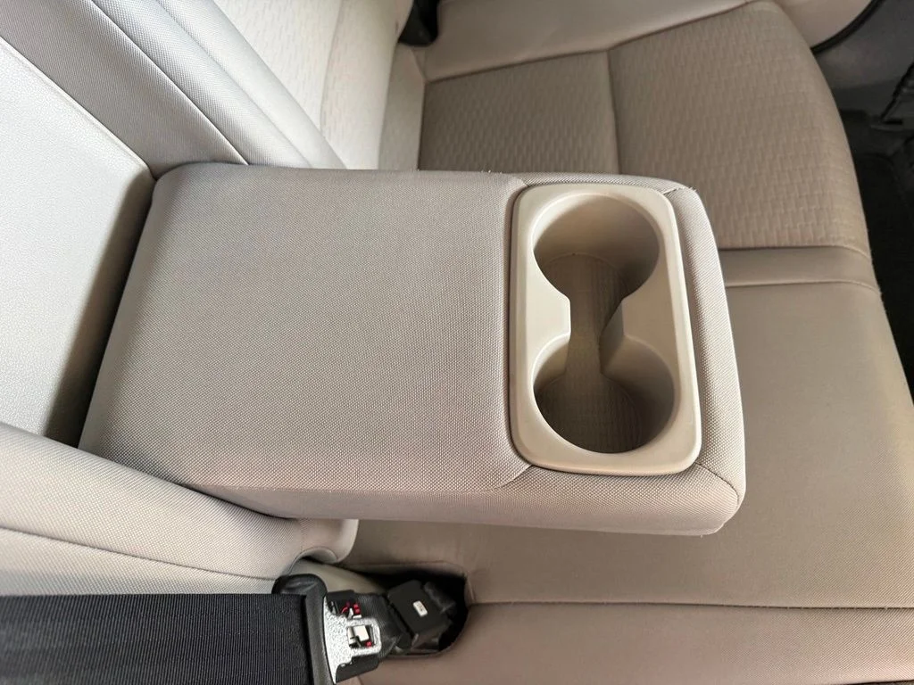 Used 2019 White Hyundai Value image 28