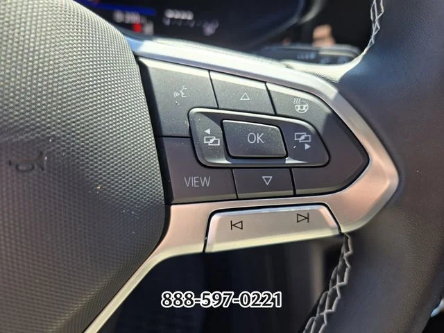 Certified Used 2024 Platinum Gray Metallic Volkswagen 1.5T SE image 28