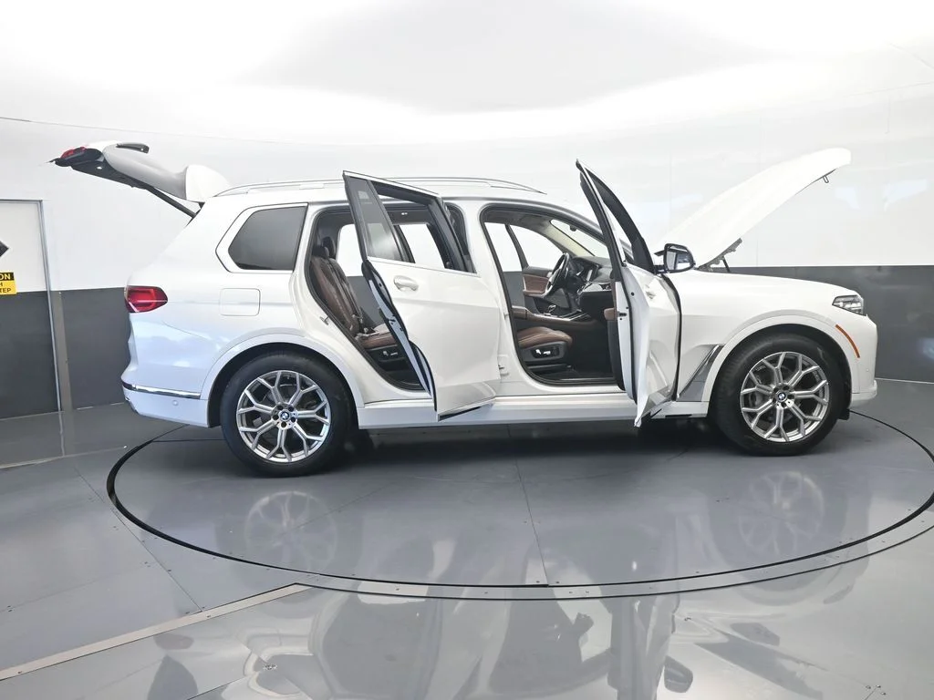 Used 2020 Mineral White Metallic BMW xDrive40i image 82