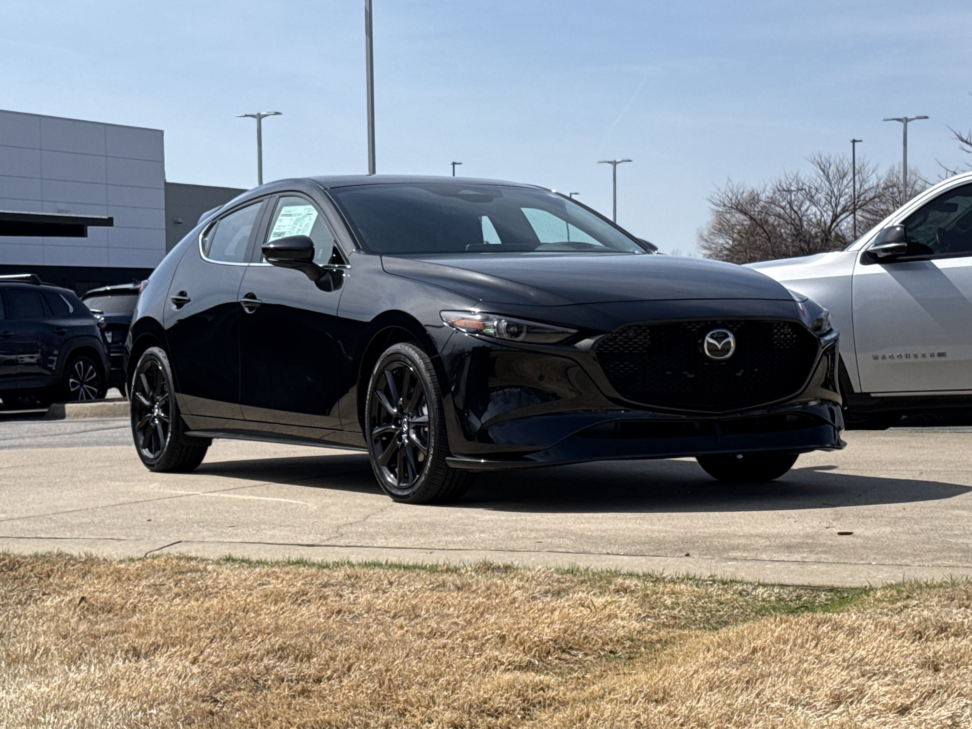 2026 Mazda CX-3 Premium Plus 2.5 AT 5-Door SKYACTIV AWD's photo