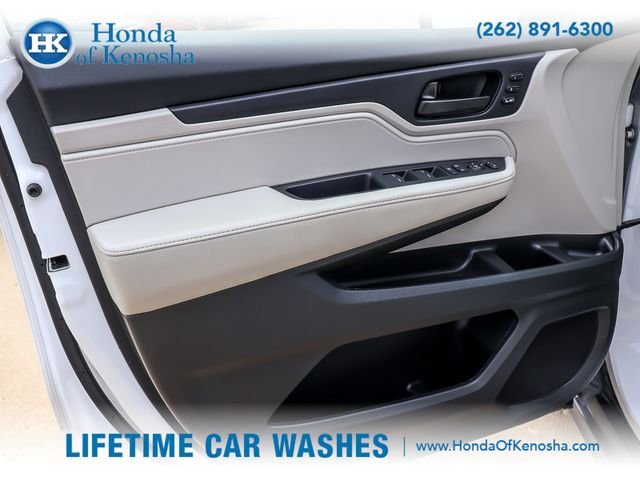 2025 Honda Odyssey EX-L - Photo 24