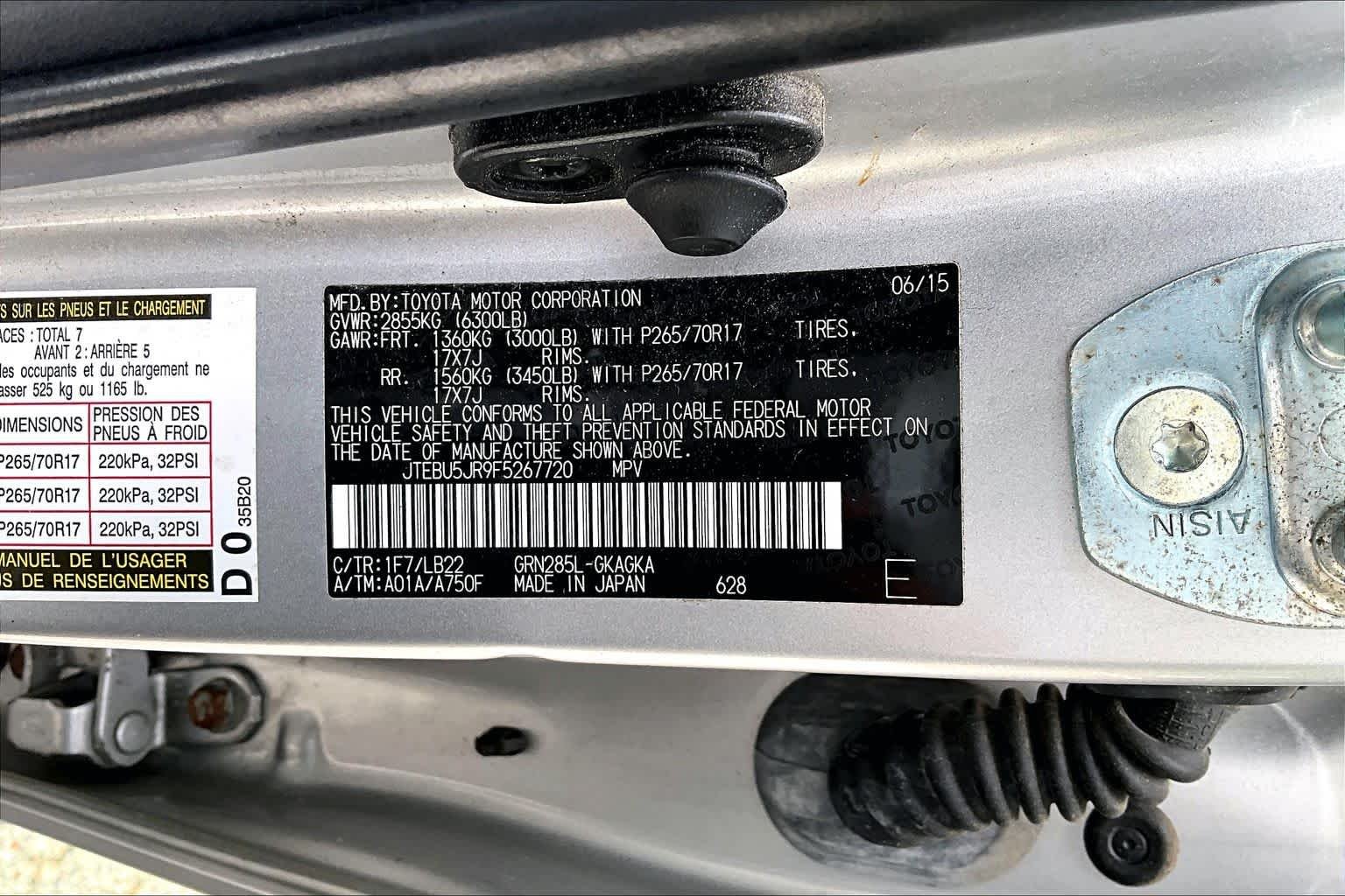 Used 2015 Classic Silver Metallic Toyota SR5 Premium image 29