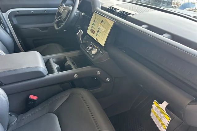 New 2026 Borasco Grey Land Rover X-Dynamic SE image 14