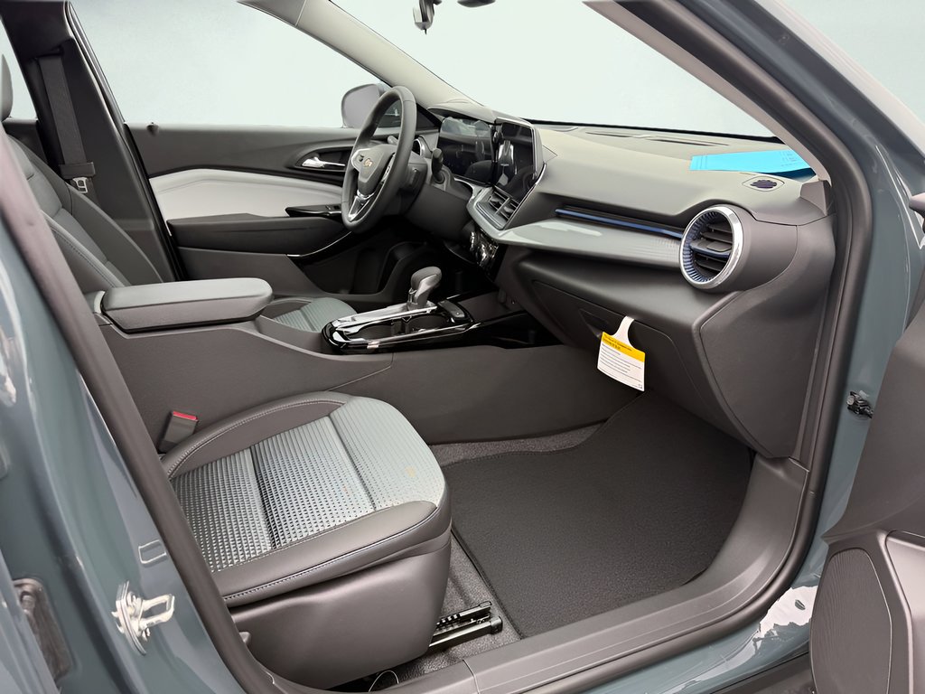 2026 Chevrolet Trax LT - Photo 38