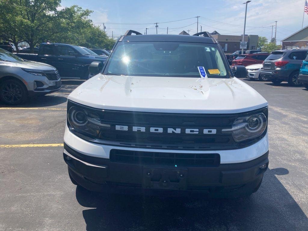 Used 2021 Wh Ford Outer Banks image 2