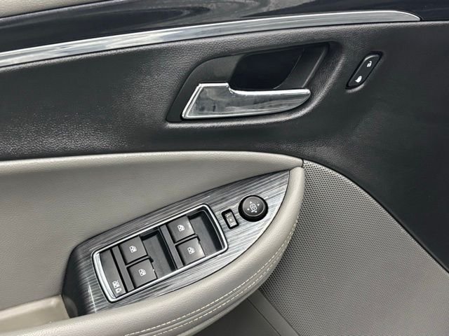Used 2016 White Chevrolet LT image 10