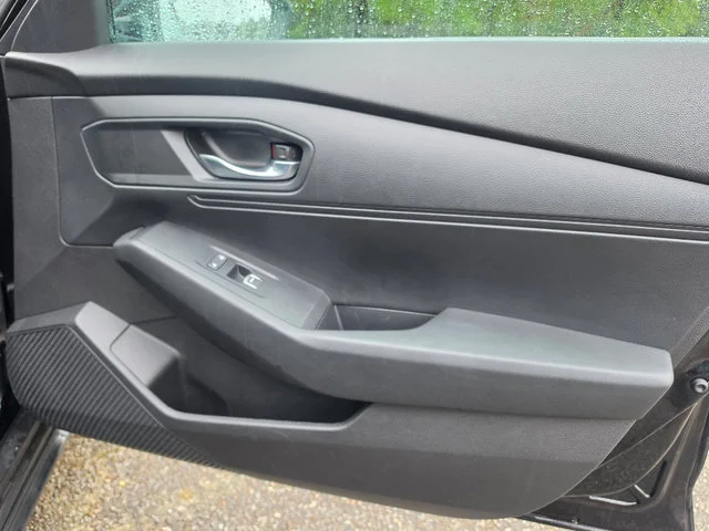 Used 2025 Crystal Black Pearl Honda LX image 11