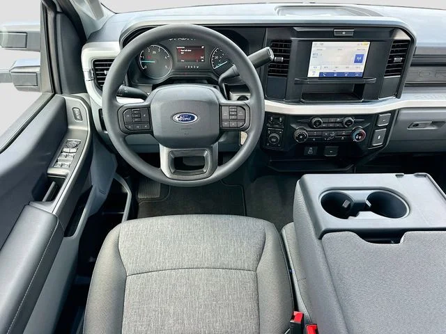 New 2026 Oxford White Ford XL image 15