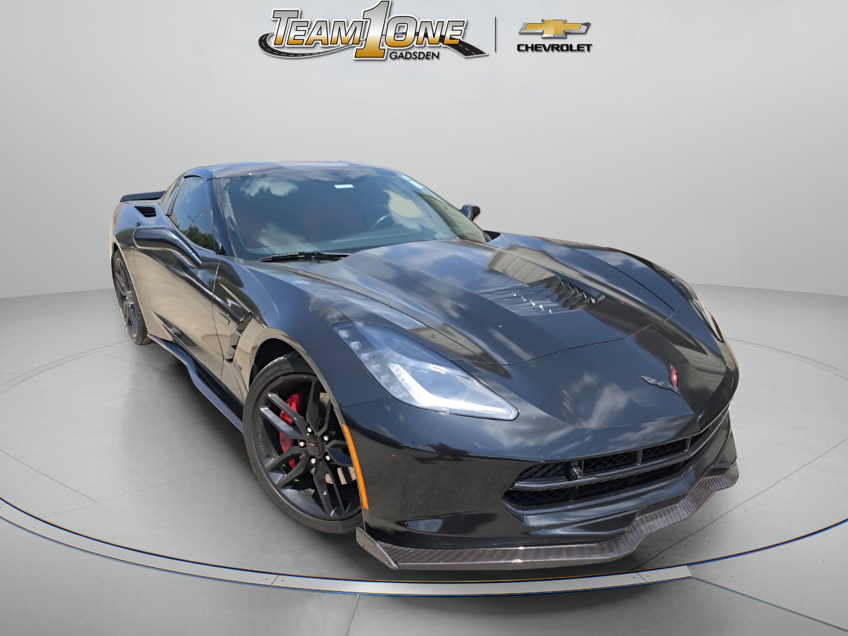 Used 2016 TORCH RED Chevrolet Z51 2LT image 1