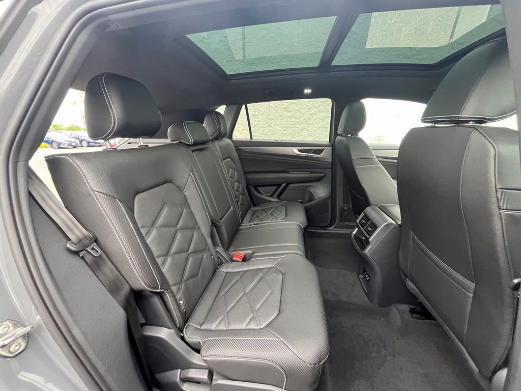 New 2026 Gray Volkswagen 2.0T SE w/Technology image 24