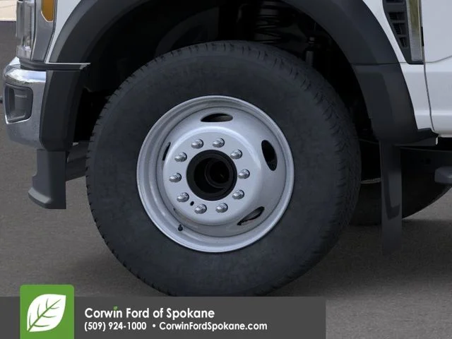 2025 Ford F-600 Super Duty Chassis Cab XL - Photo 19