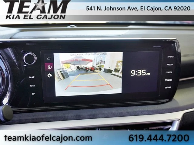 Used 2024 White Kia GT-Line image 28