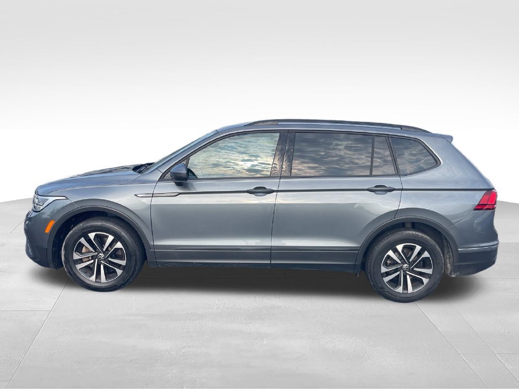 Used 2023 Silver Volkswagen 2.0T S image 2