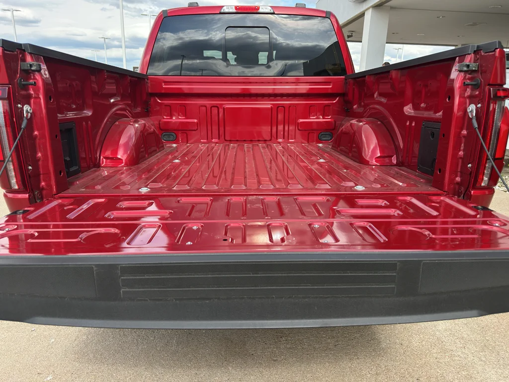 New 2025 Rapid Red Metallic Tinted Clearcoat Ford Lariat® image 9
