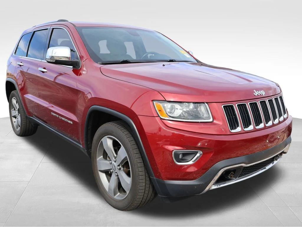 Used 2015 Deep Cherry Red Crystal Pearlcoat Jeep Limited image 14