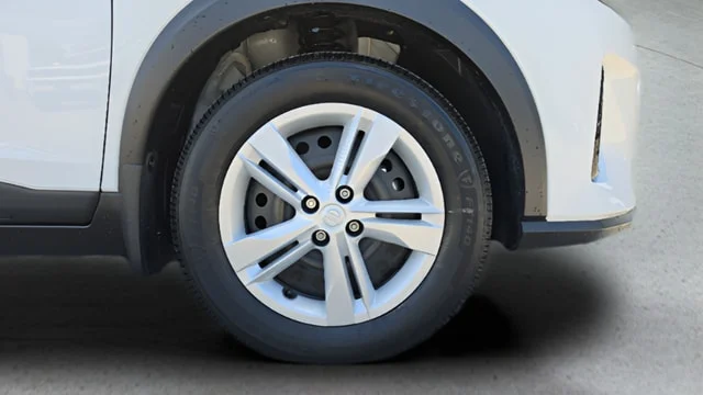Used 2025 Fresh Powder Nissan S image 39