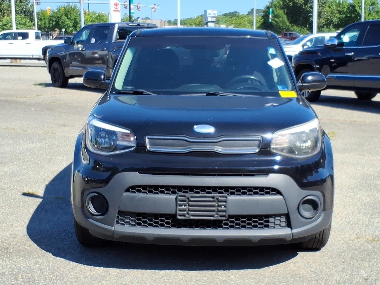 Used 2018 Kia Soul Base with VIN KNDJN2A26J7524568 for sale in Hampton, VA
