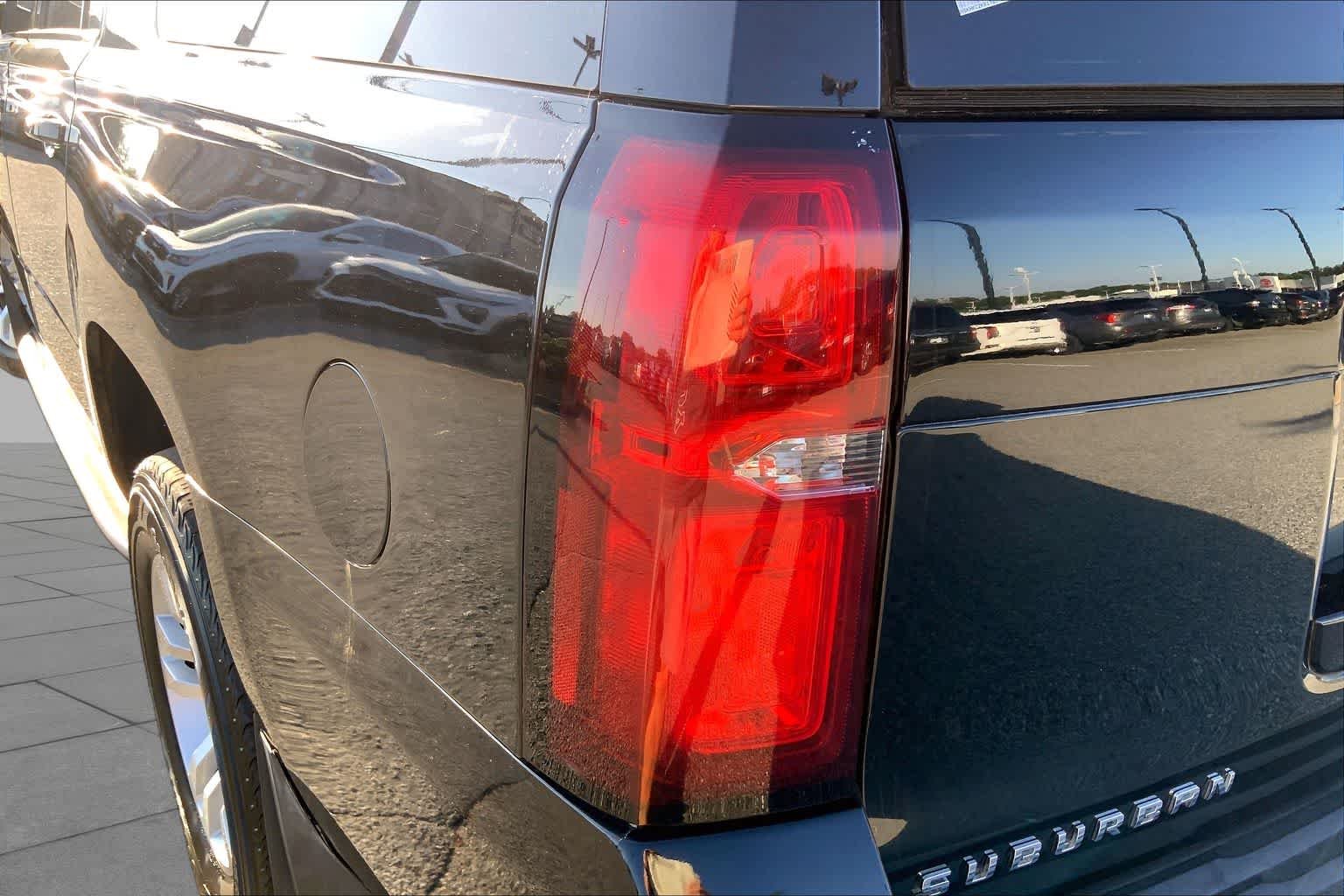 Used 2019 Black Chevrolet LT image 27