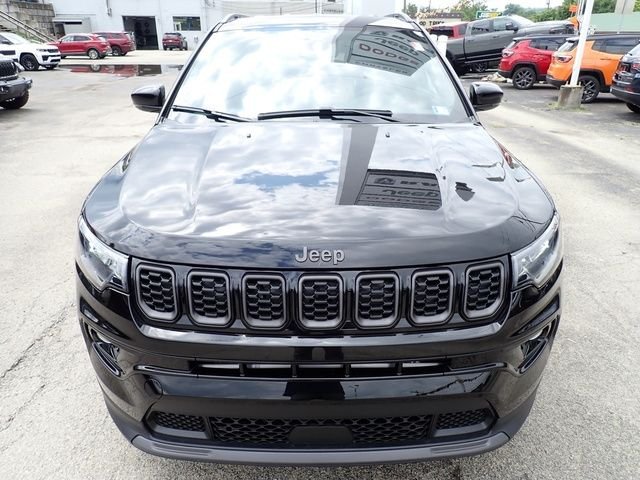 New 2026 Diamond Black Crystal Pearlcoat Jeep Limited image 10