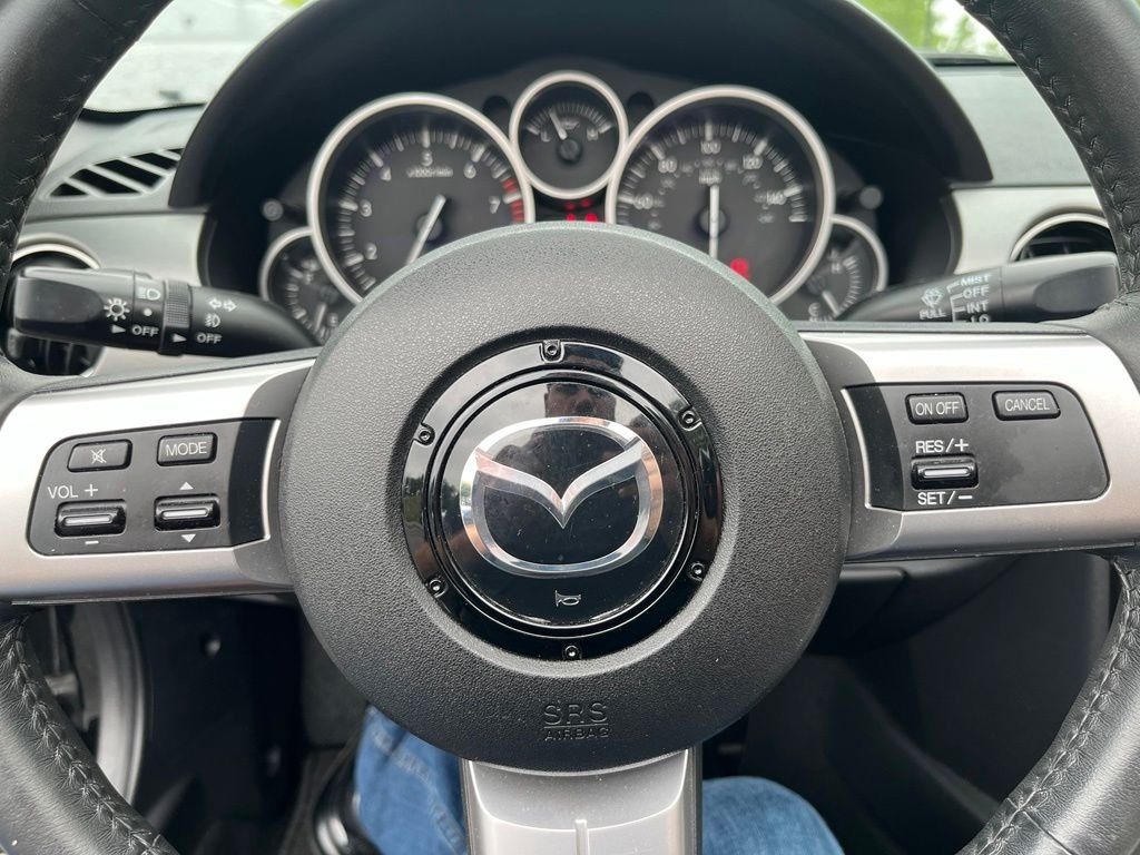 Used 2008 Black Mazda Grand Touring image 30