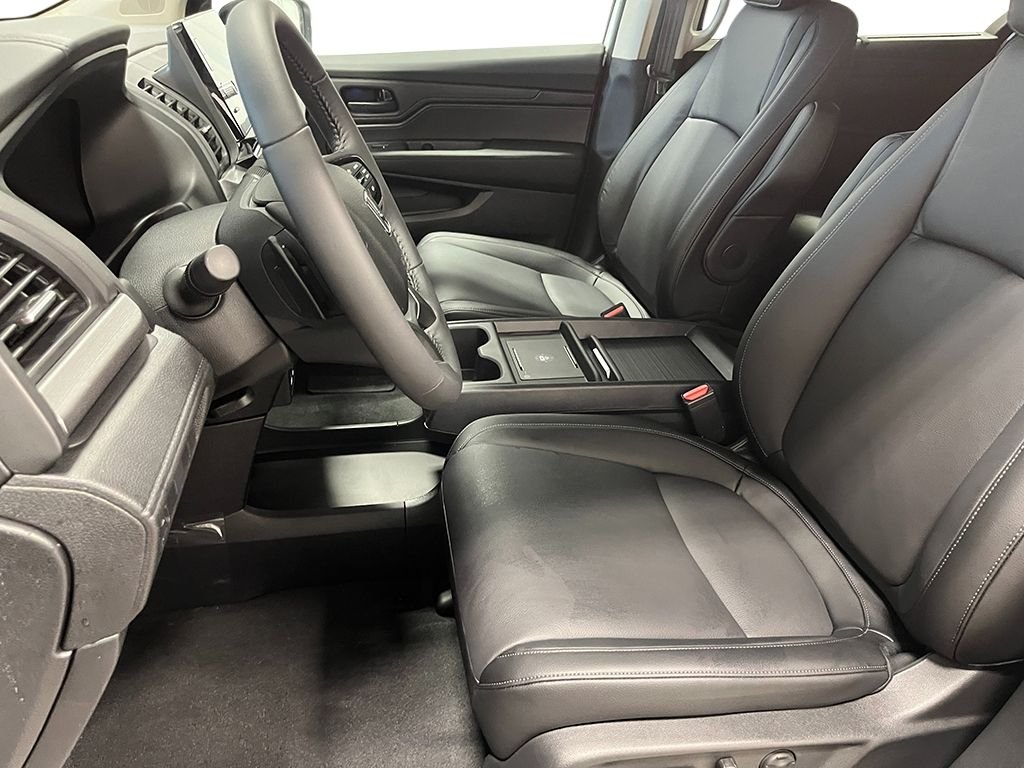 2026 Honda Odyssey EX-L - Photo 9