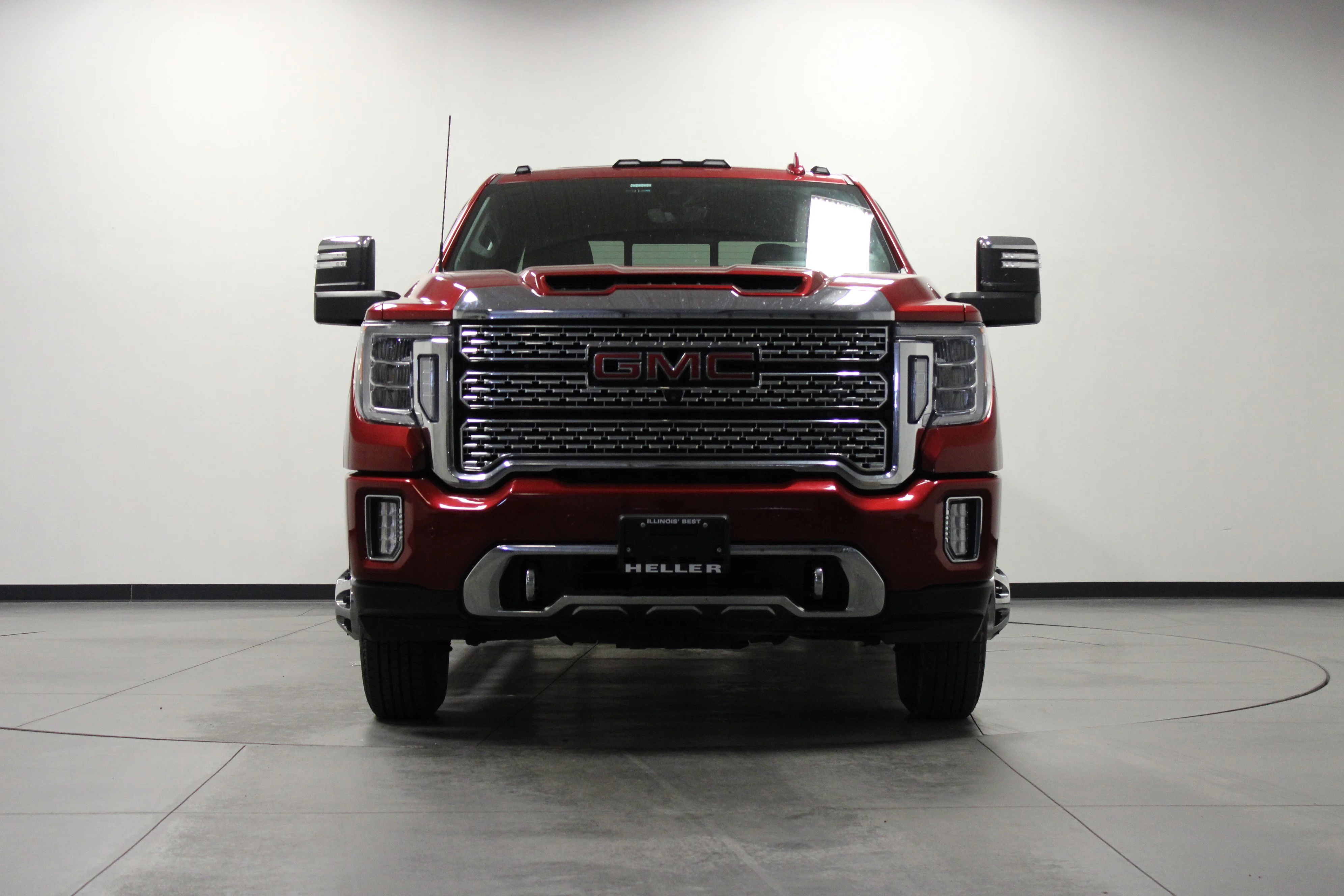 Used 2022 Cayenne Red Tintcoat GMC Denali DRW image 9