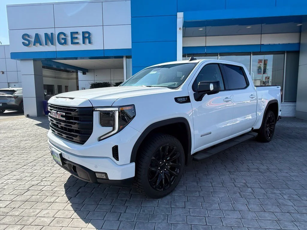 New 2026 Summit White GMC Elevation image 4