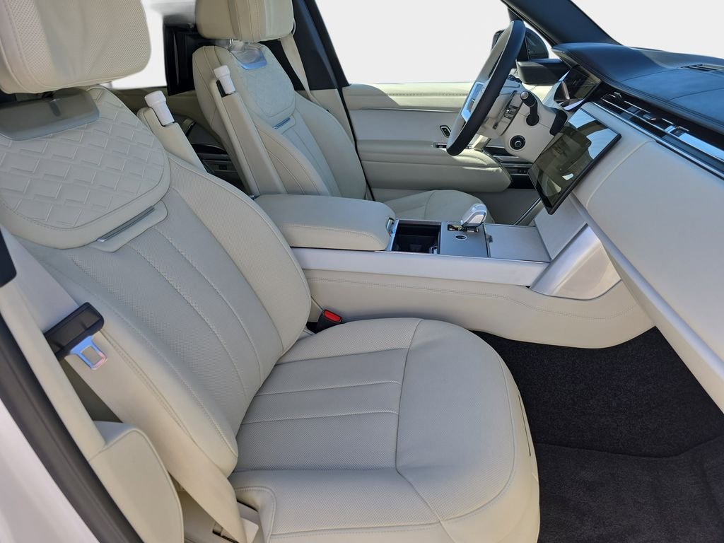 New 2025 Icy White Satin Land Rover SV LWB image 10