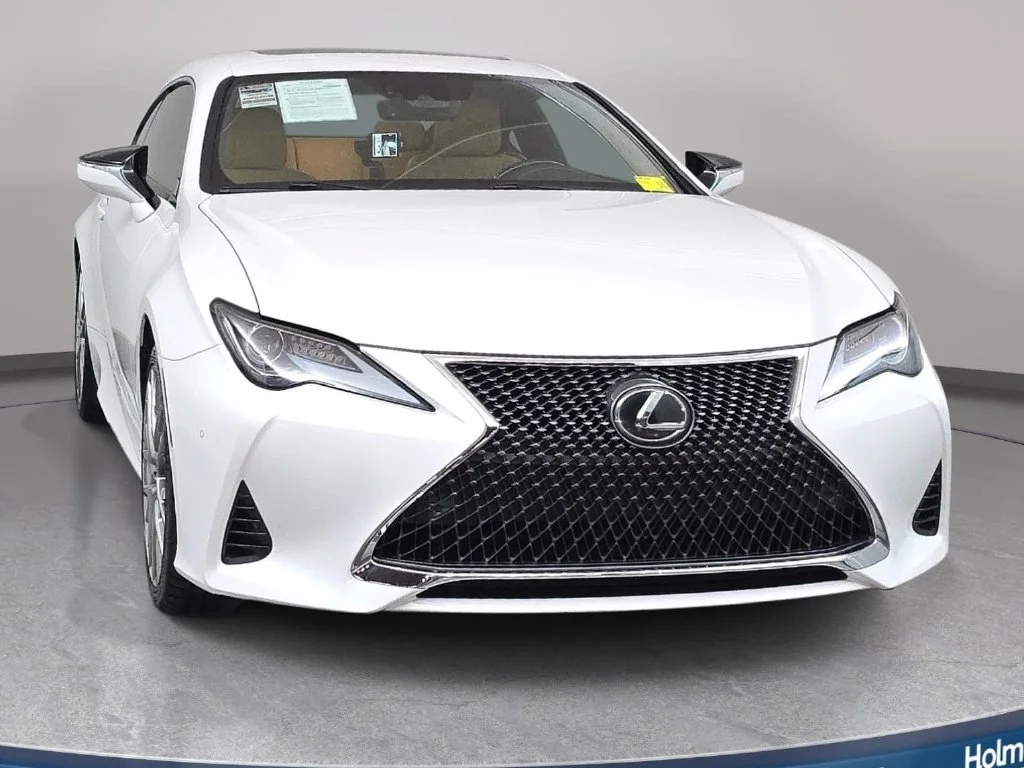 Used 2019 White Lexus 350 image 3