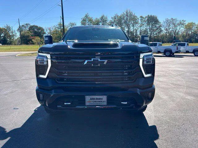 New 2026 Black Chevrolet High Country image 23