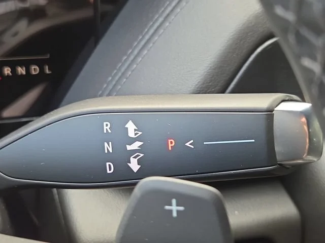 2026 GMC Yukon Denali - Photo 24