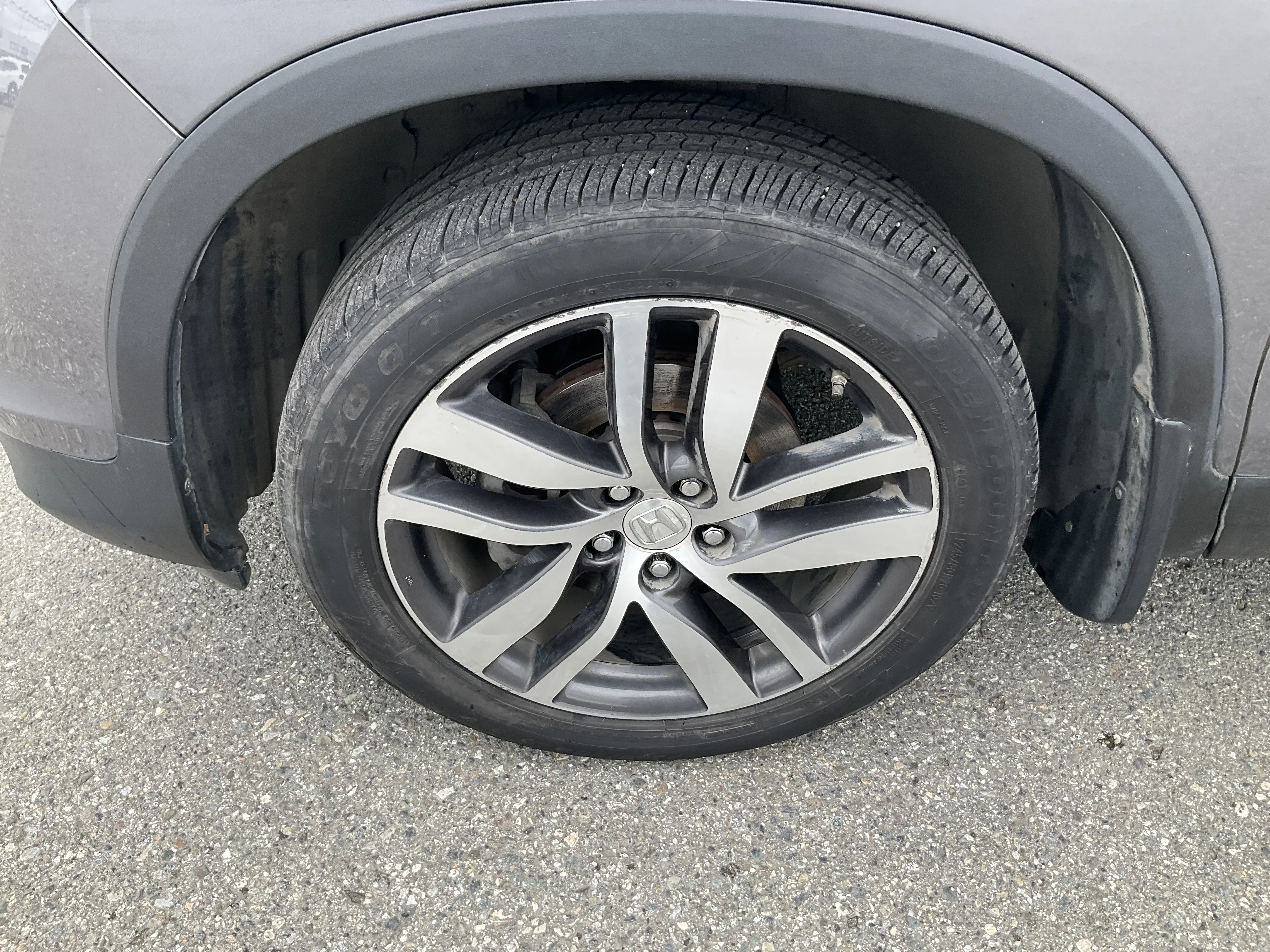 Used 2016 Grey Honda Touring image 6