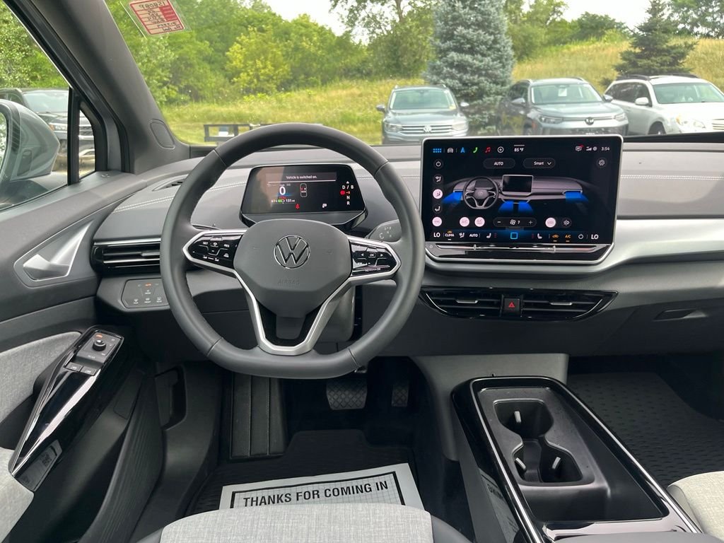 Used 2025 Silver Volkswagen Pro image 17
