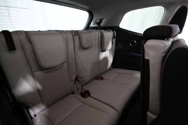 Used 2025 Black Subaru Limited image 30