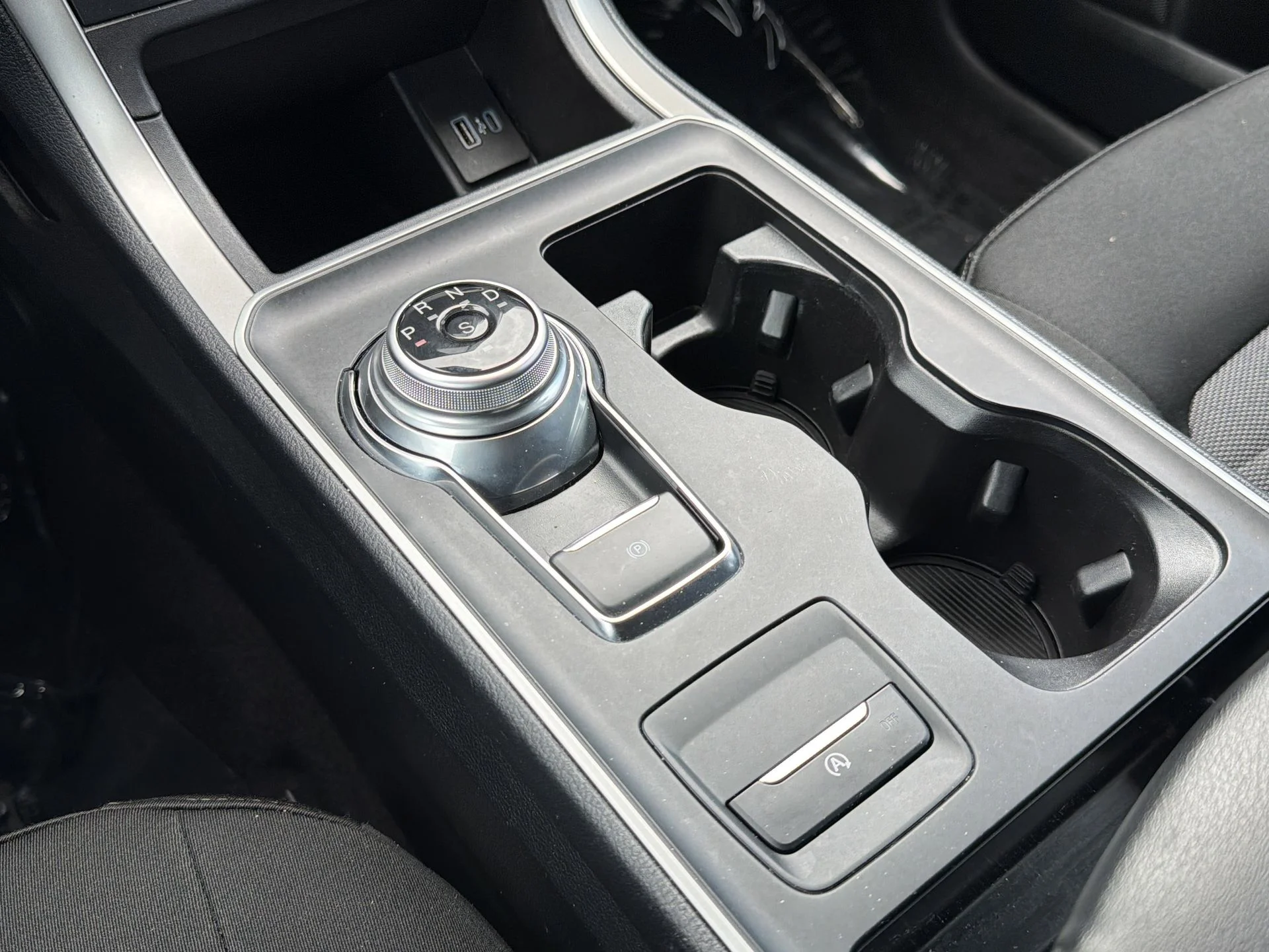 Certified Used 2023 Silver Metallic Ford SE image 9