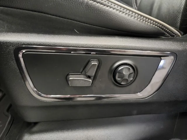 Used 2022  Ram Limited image 33