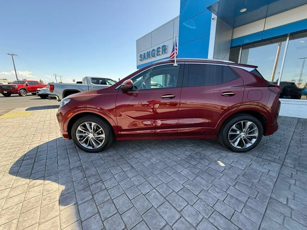 Used 2022 CINNABAR METALLIC Buick Select image 7