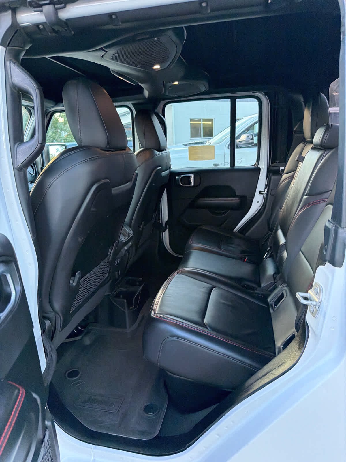 Used 2024 Bright White Clearcoat Jeep Rubicon image 13