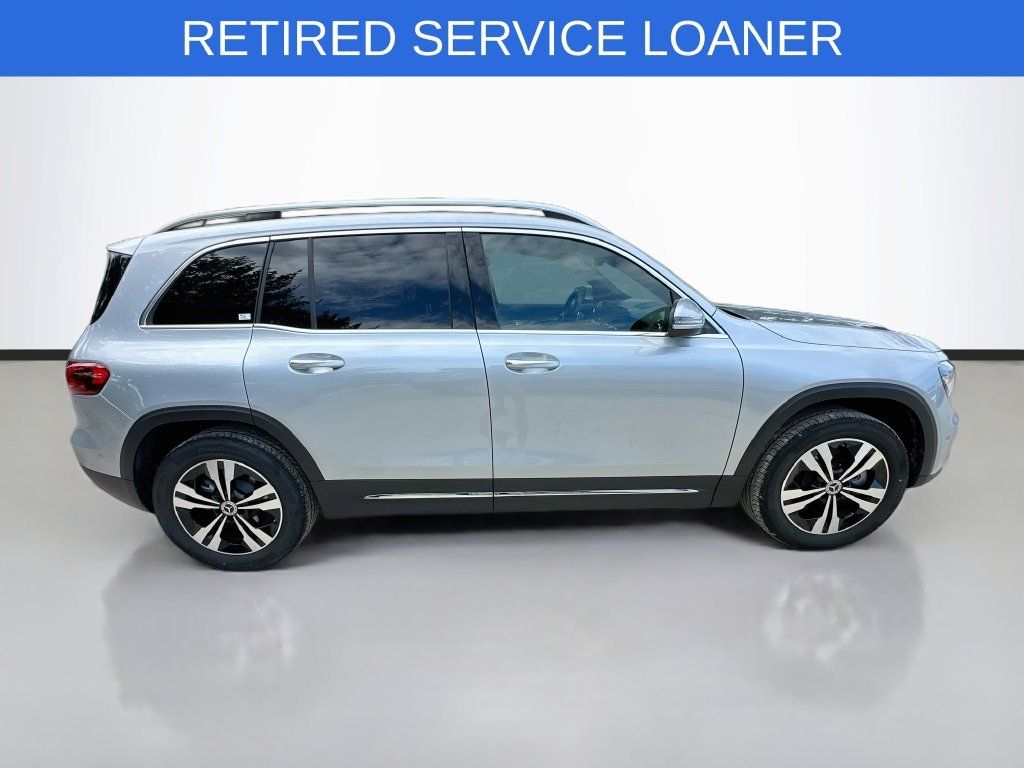 Used 2026 Cirrus Silver Metallic Mercedes-Benz GLB 250 image 4