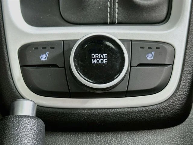 Certified Used 2025 Green Hyundai Limited image 20