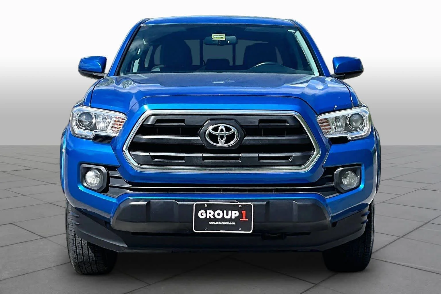 Pre-Owned 2017 Toyota Tacoma SR5