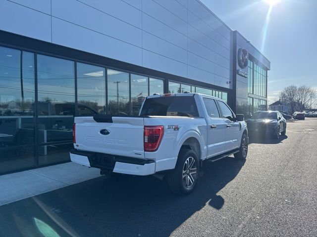 Used 2023 White Ford XL image 3