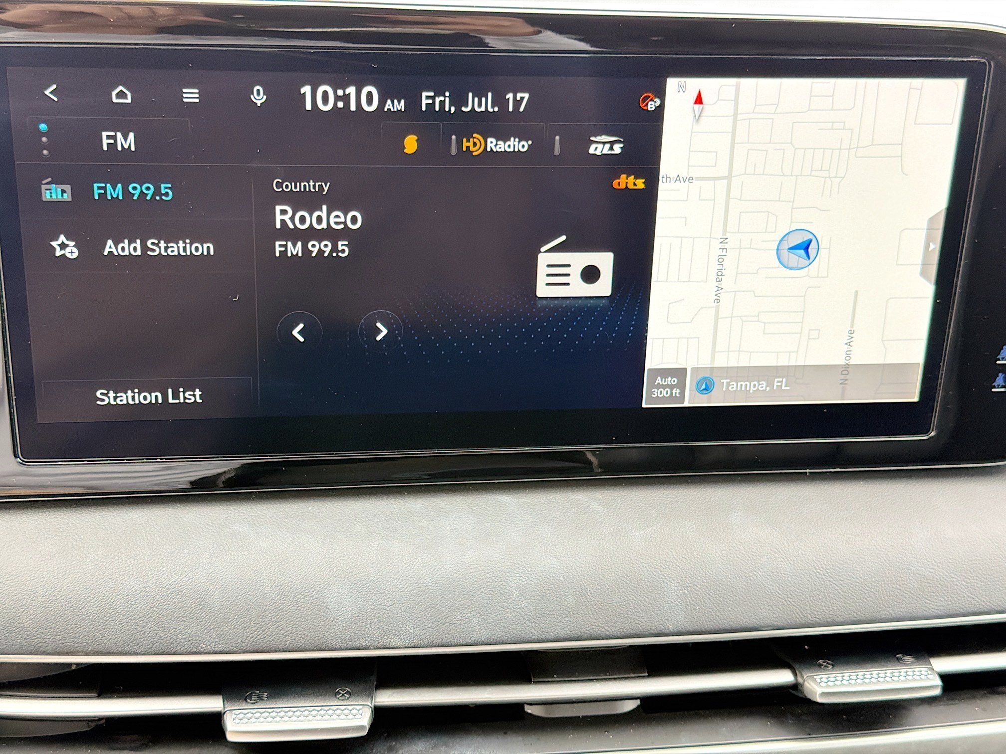 Used 2024 Hyper White Hyundai Limited image 33