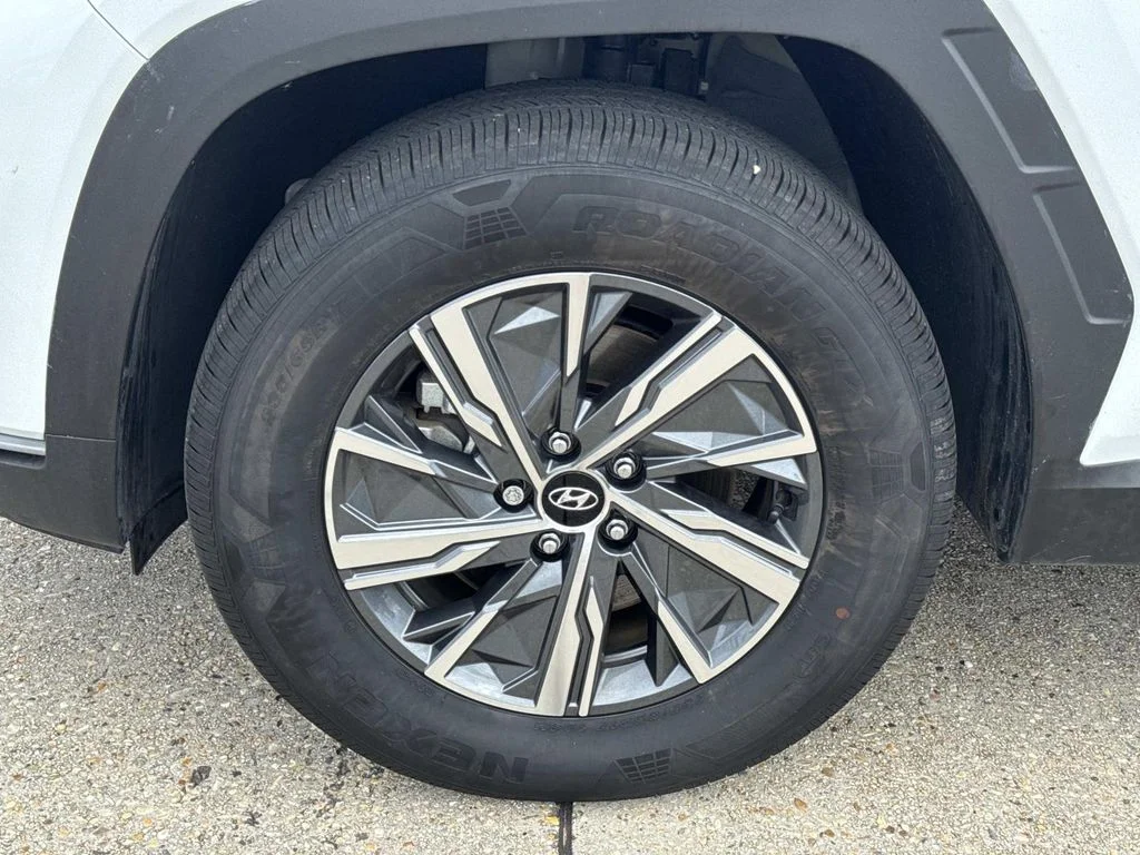 Used 2022 Gray Hyundai Blue image 4