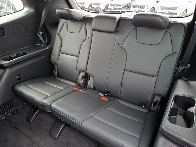 Used 2024 Black Kia EX X-Line image 12