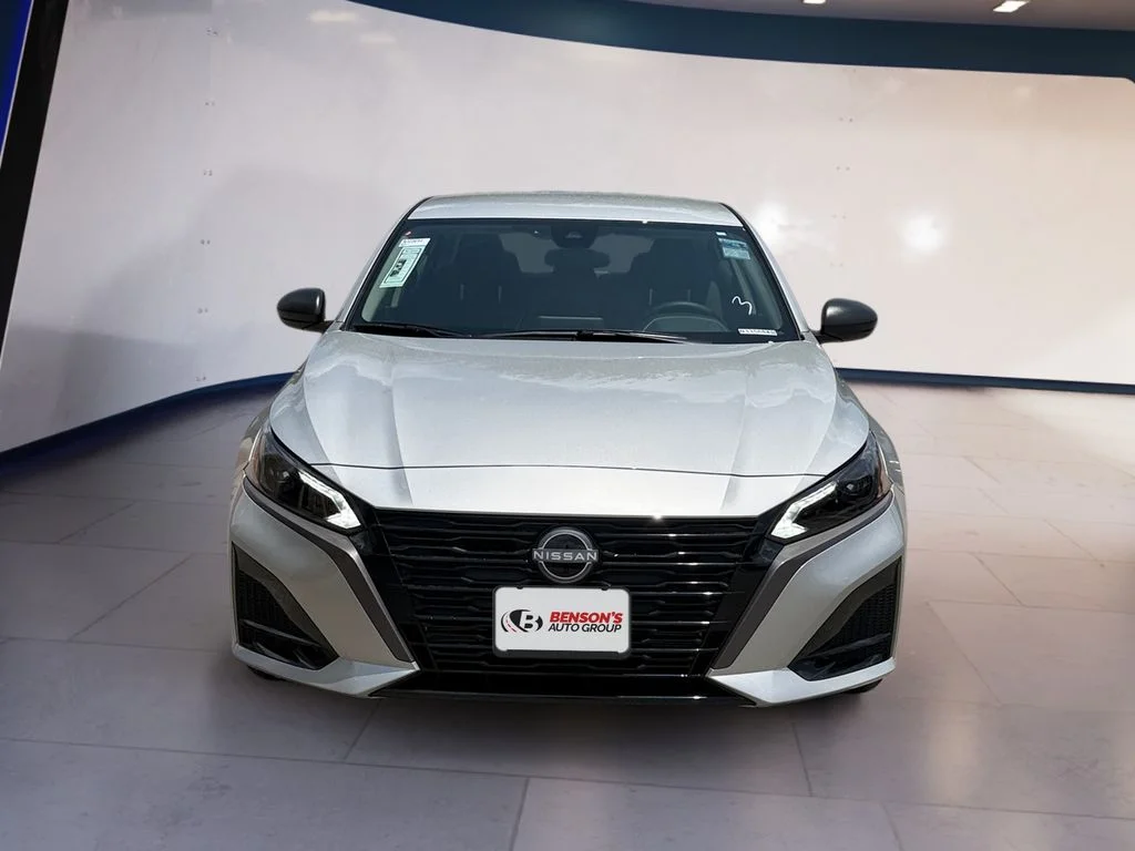 New 2026 Silver Nissan 2.5 SV image 8