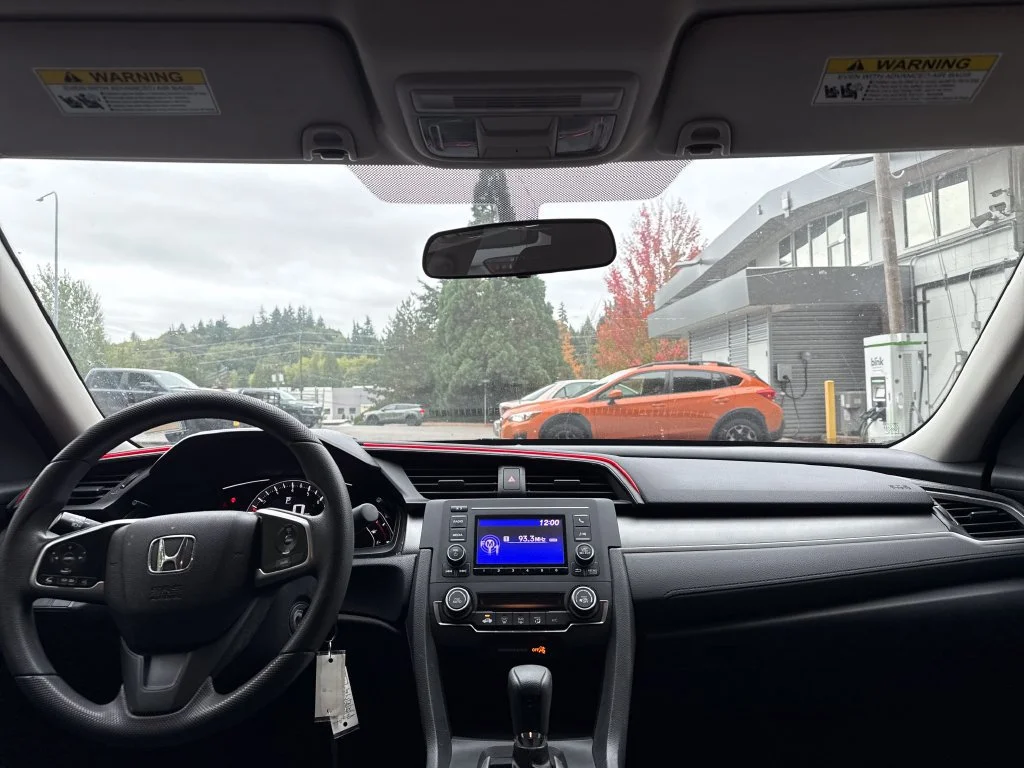 Used 2018 Modern Steel Metallic Honda LX image 15