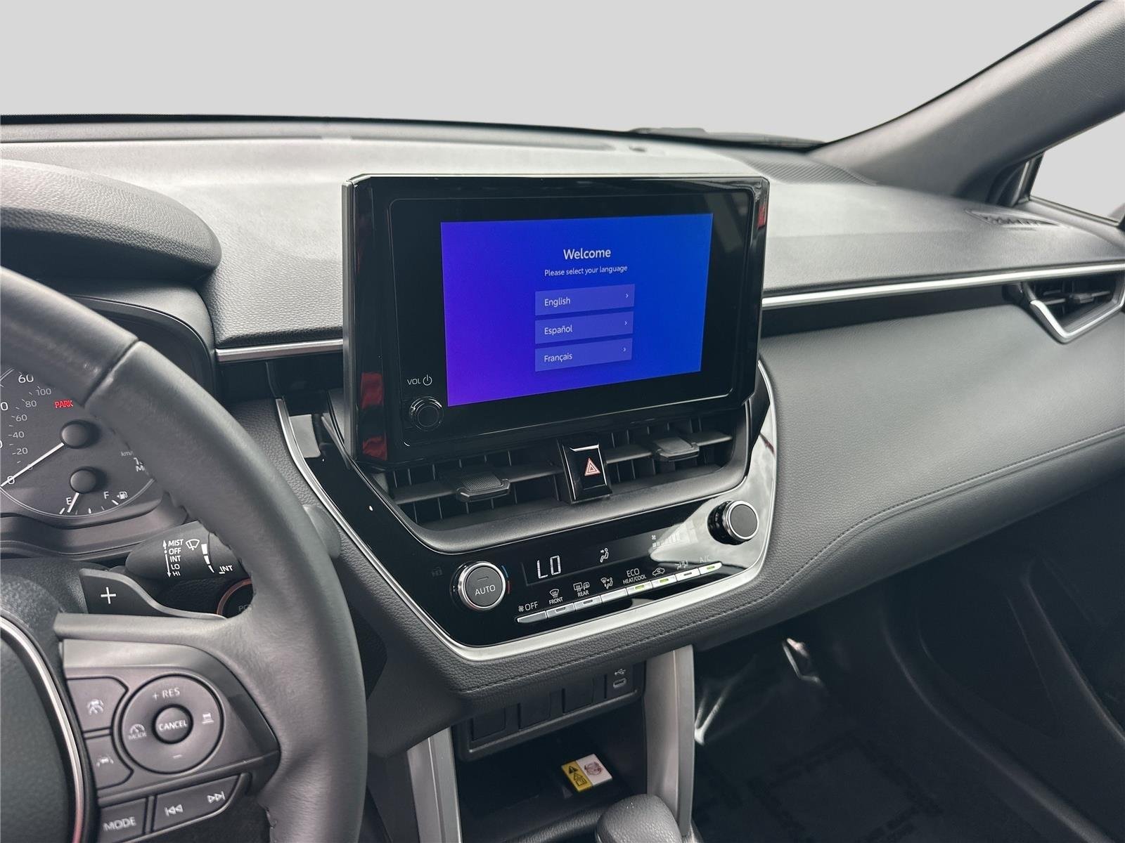 Used 2023 Sonic Silver w/Jet Black Roof Toyota Hybrid SE image 15