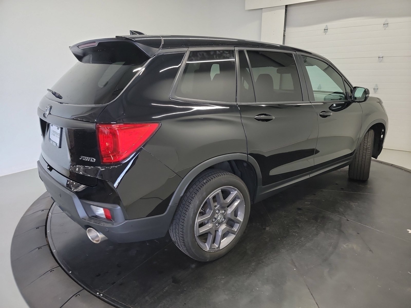 Certified Used 2023 Crystal Black Pearl Honda AWD EX-L image 40